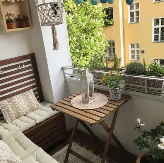 ideas for decorating a beautiful balcony